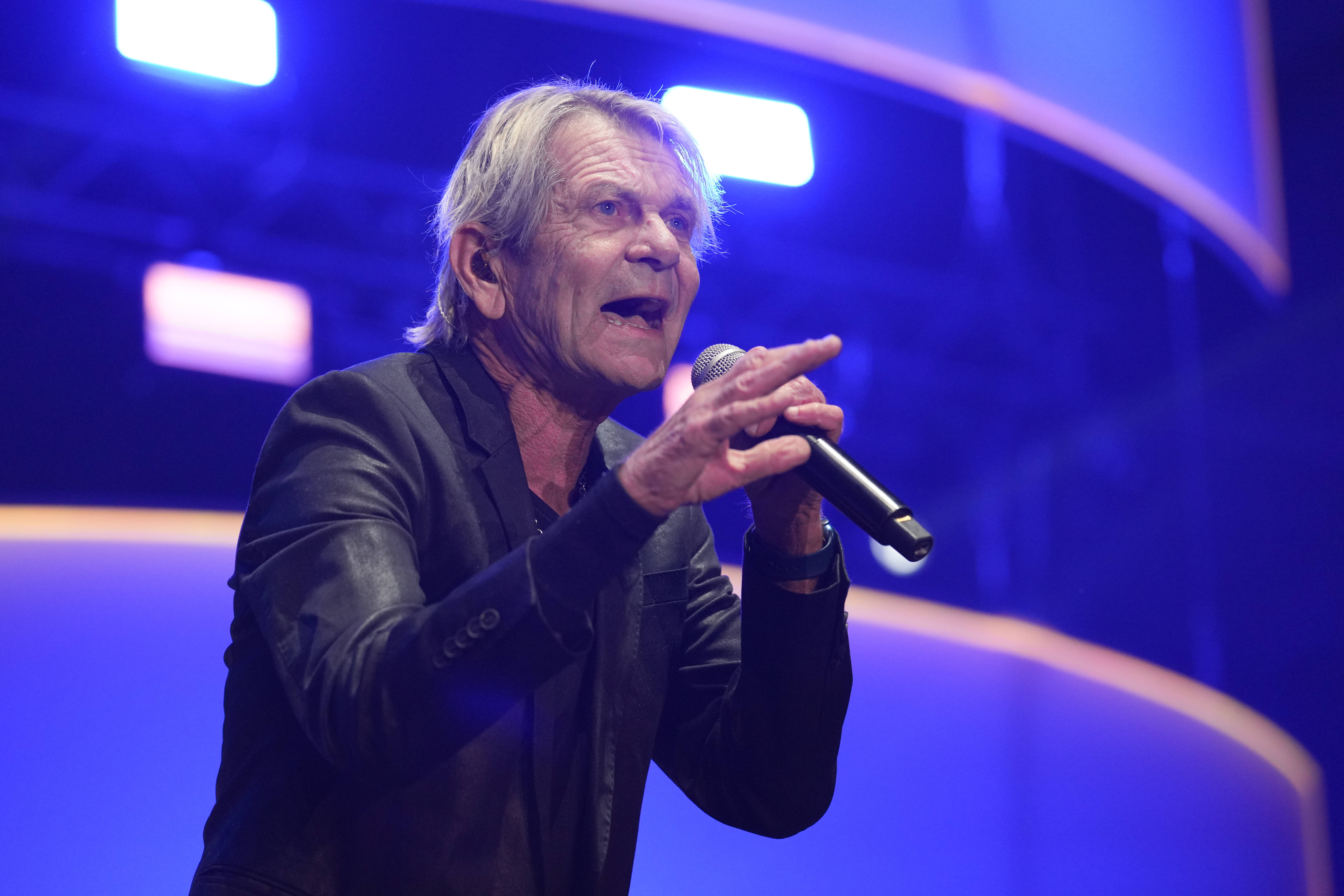 Nach Auftritt in Florian Silbereisen Show - Zuschauer machen sich Sorgen um Matthias Reim!