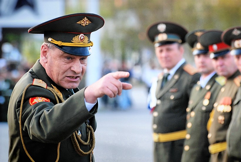 Russische Soldaten rebellieren! Mobilisierter Soldat erschlägt Vorgesetzten