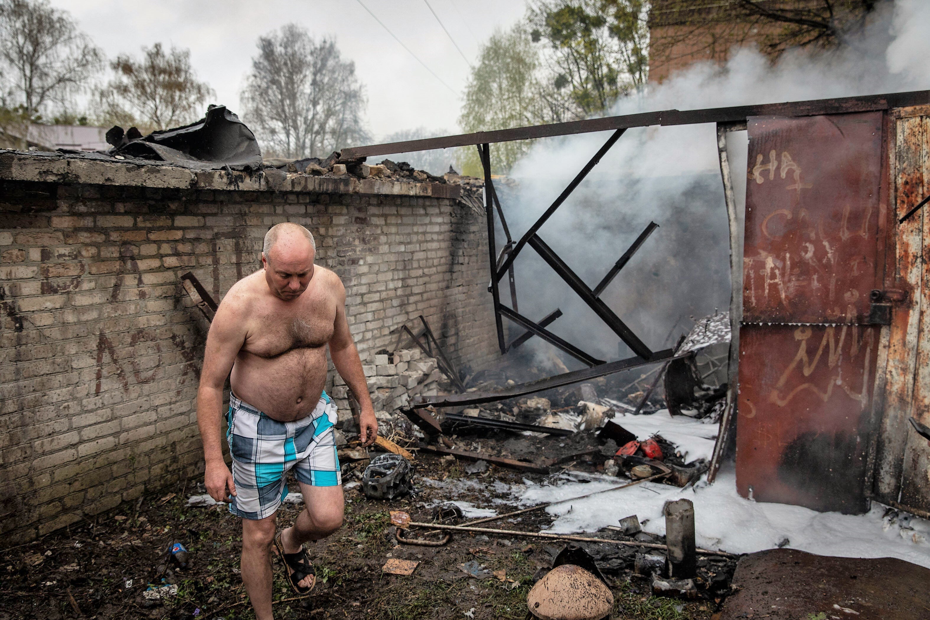 Blutiges Gemetzel in Bachmut! Russland wendet die Taktik der "verbrannten Erde" an!