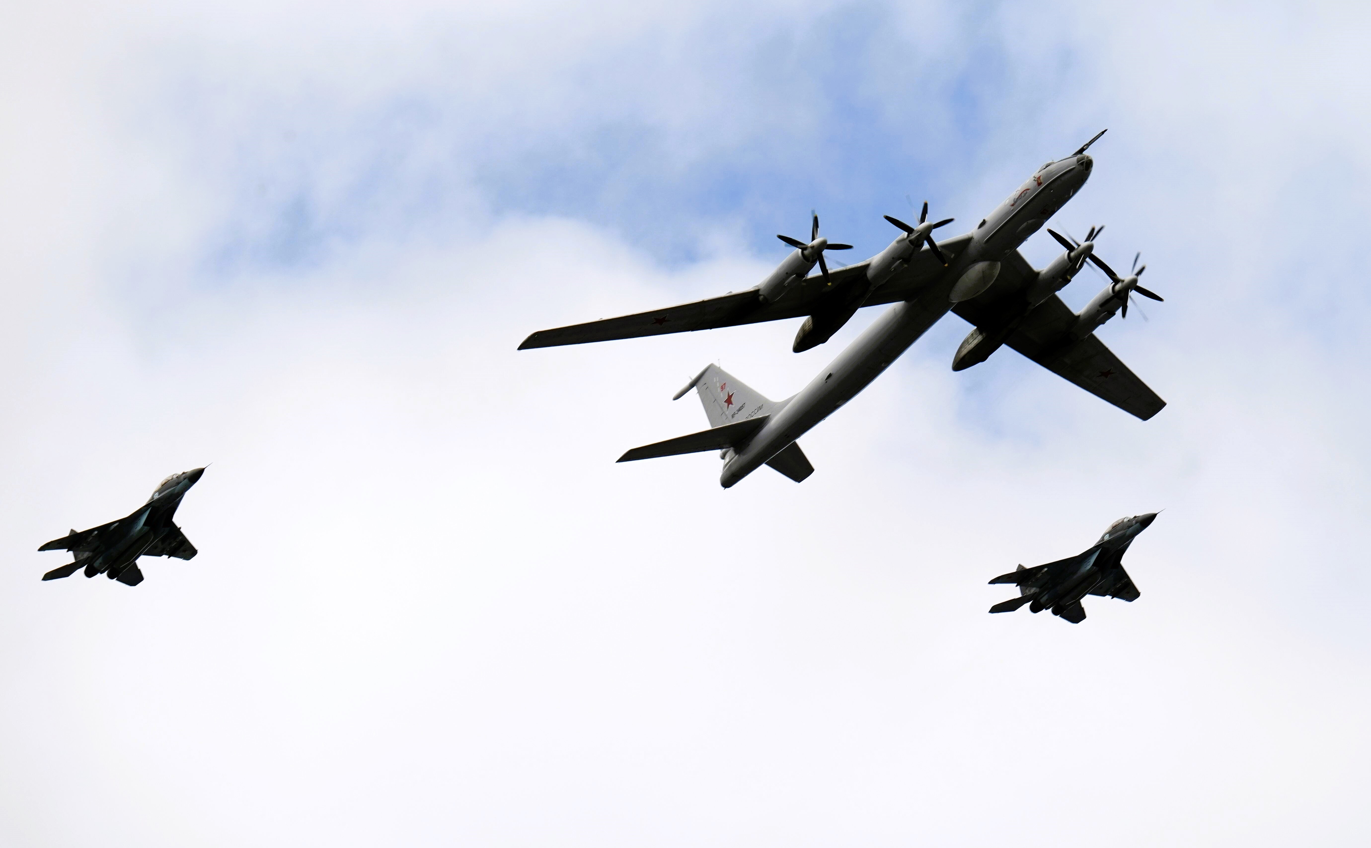 Russland und China provozieren Südkorea mit gemeinsamer Bomber-Übung