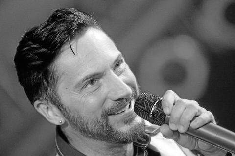 Schock und Trauer! Deutscher Schlagerstar und TV-Moderator tot! Er wurde nur 58 Jahre - Was ist geschehen?