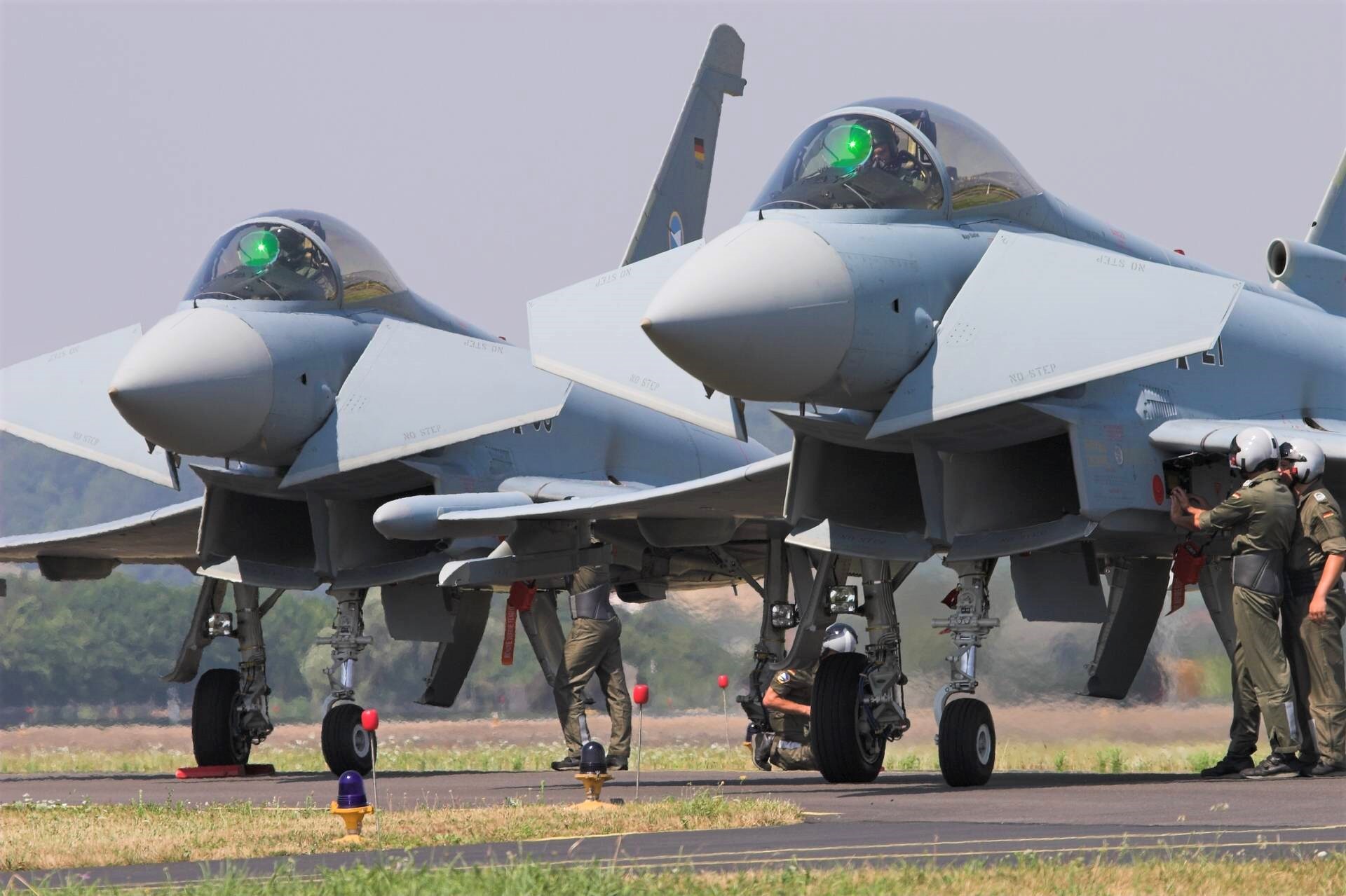 Deutsche Eurofighter schützen Selenskyj - Präsident kommt nach Deutschland - Angst vor Anschlägen!