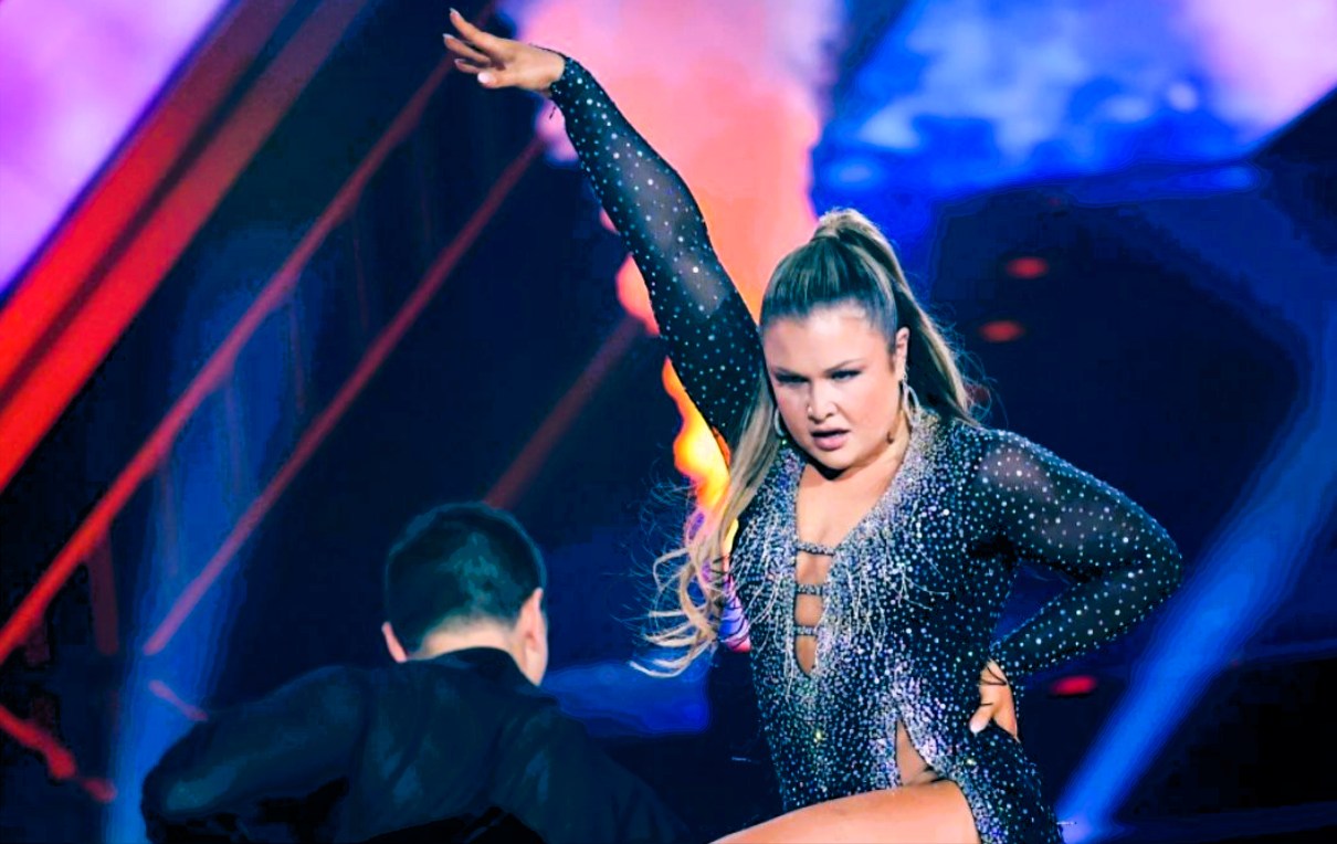 Bittere Tränen bei "Let's Dance" - Influencerin Sophia Thiel fühlt sich "übel, hässlich und fett"!