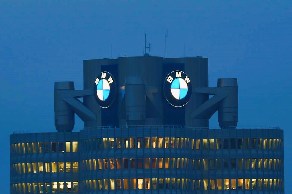 Rückruf! BMW ruft 800.000 Fahrzeuge zurück - Skandal um BMW weitet sich aus!
